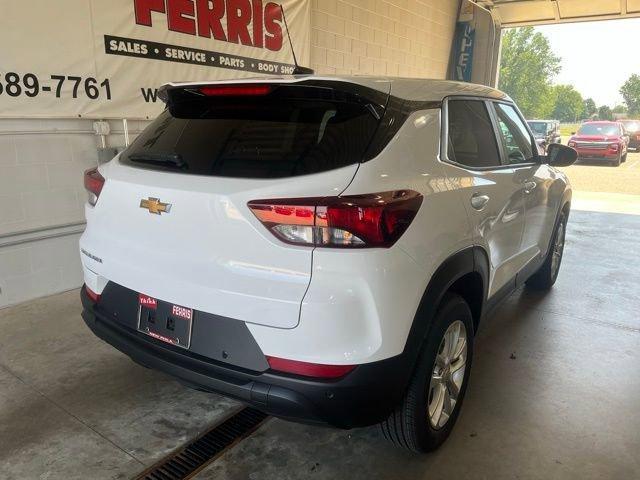 new 2026 Chevrolet TrailBlazer car, priced at $25,000