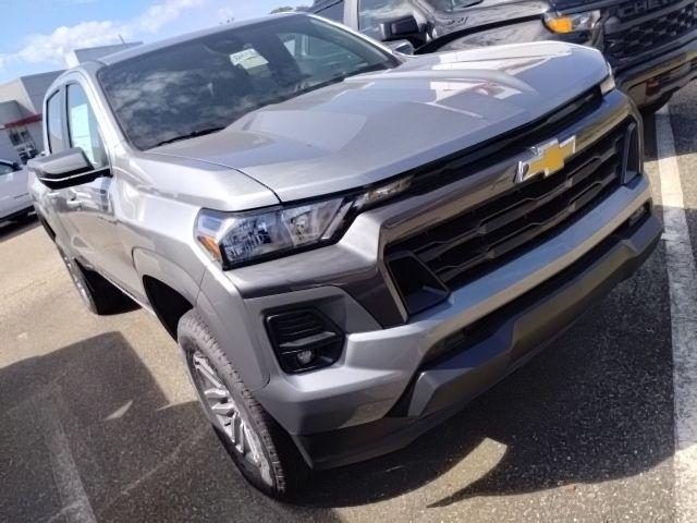 new 2024 Chevrolet Colorado car, priced at $38,980