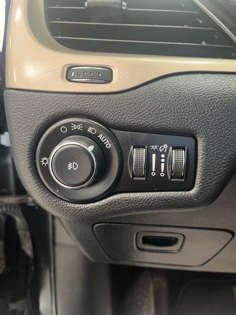used 2016 Jeep Cherokee car, priced at $13,438