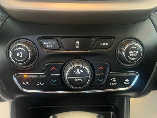 used 2016 Jeep Cherokee car, priced at $13,438