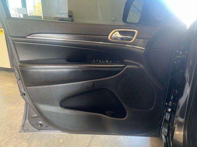 used 2017 Jeep Grand Cherokee car, priced at $16,661