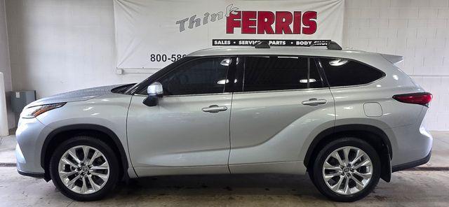 used 2021 Toyota Highlander car, priced at $32,395
