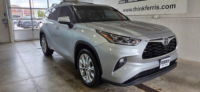 used 2021 Toyota Highlander car, priced at $32,395