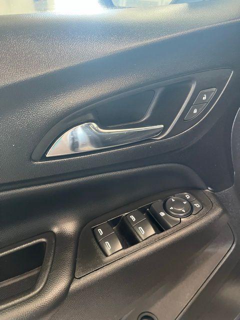 used 2022 Chevrolet Equinox car, priced at $24,000