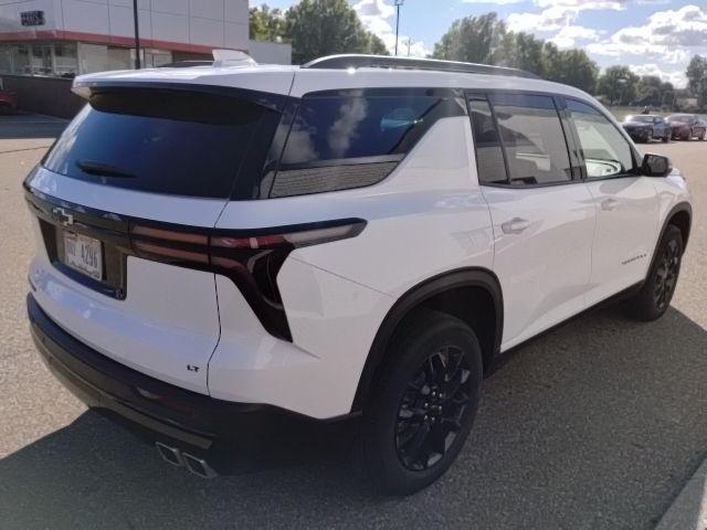 new 2024 Chevrolet Traverse car, priced at $43,455