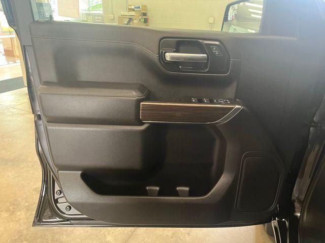used 2022 Chevrolet Silverado 1500 Limited car, priced at $35,283