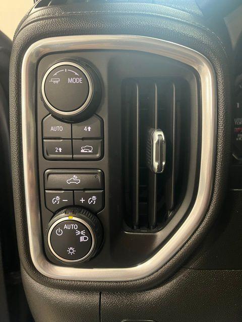 used 2022 Chevrolet Silverado 1500 Limited car, priced at $35,283