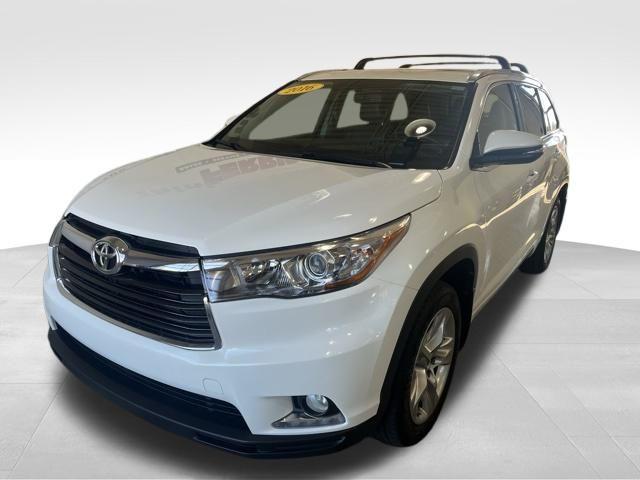 used 2016 Toyota Highlander car, priced at $20,293