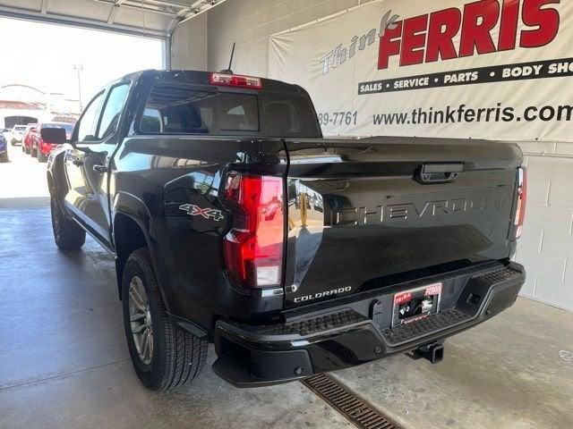 new 2025 Chevrolet Colorado car, priced at $40,155