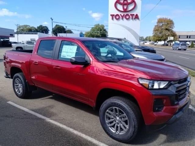 new 2024 Chevrolet Colorado car, priced at $37,644