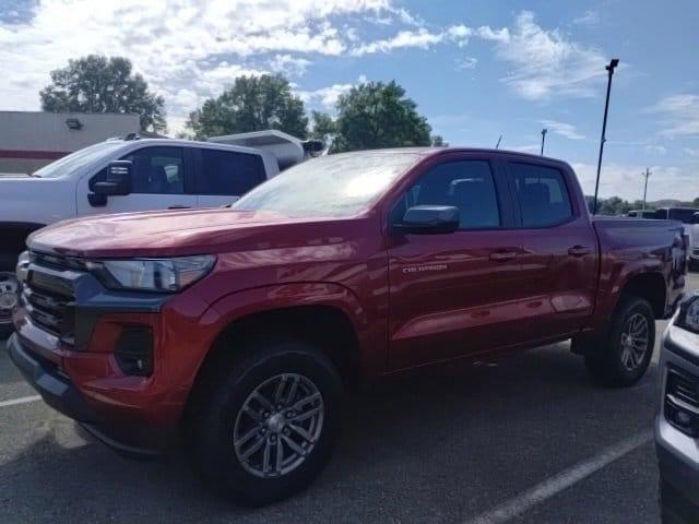 new 2024 Chevrolet Colorado car, priced at $40,800