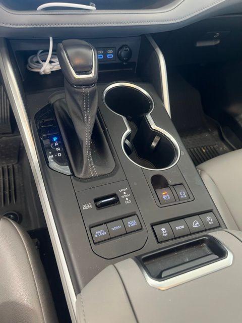 used 2022 Toyota Highlander car, priced at $36,000