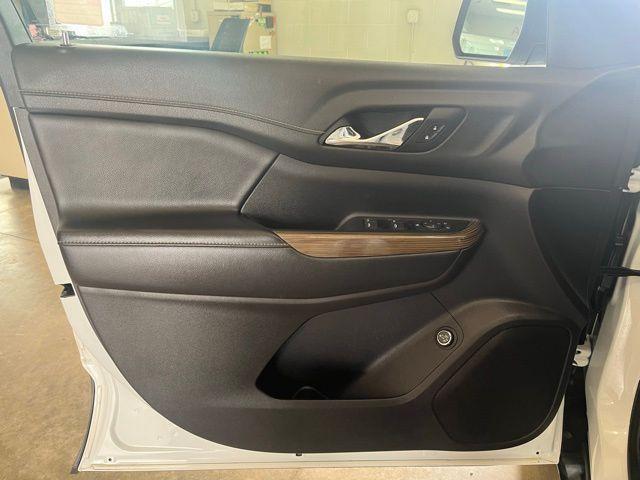 used 2023 GMC Acadia car, priced at $32,950