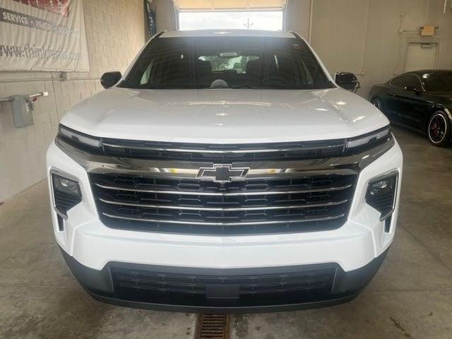 new 2026 Chevrolet Traverse car, priced at $51,390