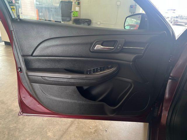 used 2015 Chevrolet Malibu car, priced at $11,500