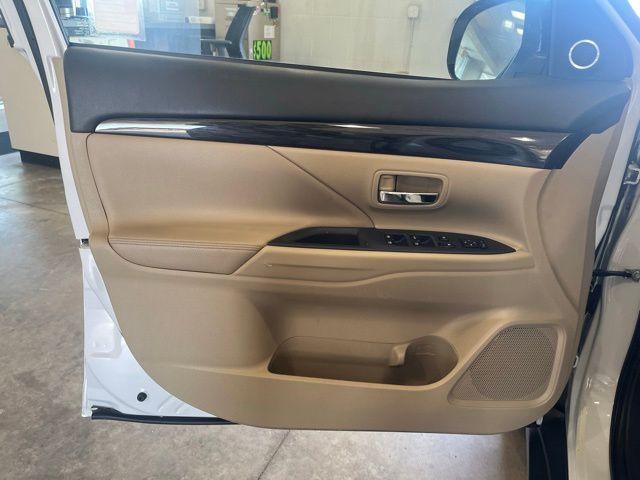 used 2016 Mitsubishi Outlander car, priced at $9,950