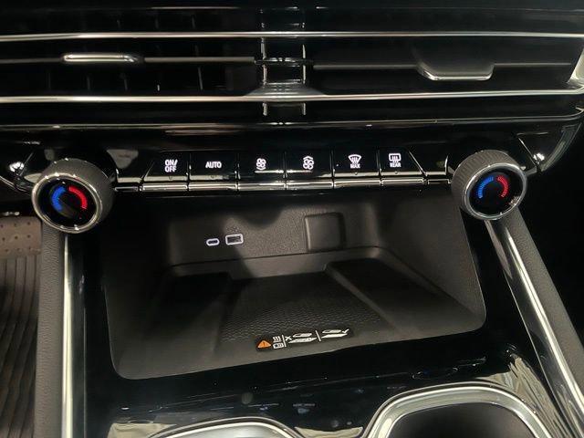 new 2025 Chevrolet Traverse car, priced at $46,390