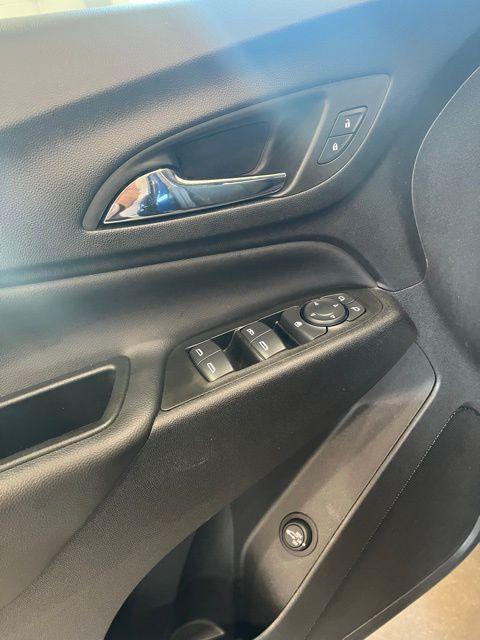 used 2022 Chevrolet Equinox car, priced at $24,950