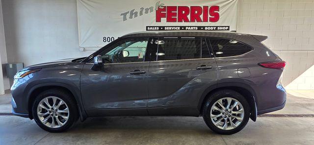 used 2023 Toyota Highlander car, priced at $37,956