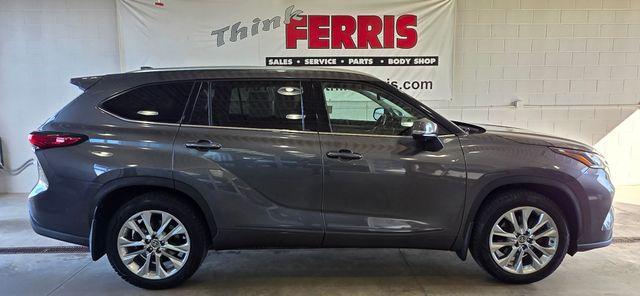 used 2023 Toyota Highlander car, priced at $37,956