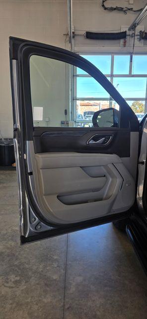 used 2022 GMC Yukon XL car, priced at $52,900