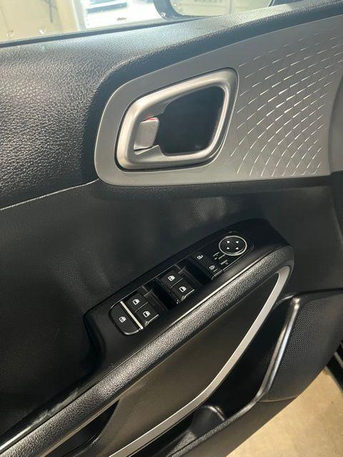 used 2022 Kia Soul car, priced at $17,999