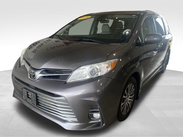 used 2018 Toyota Sienna car, priced at $26,550