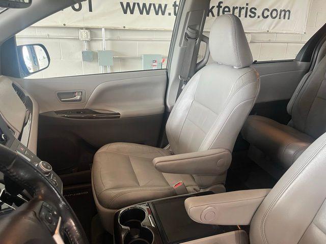 used 2018 Toyota Sienna car, priced at $26,550