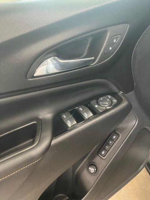 used 2022 Chevrolet Equinox car, priced at $26,255