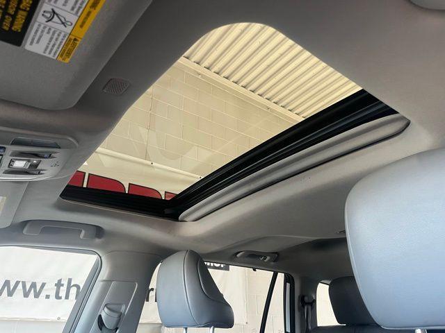 used 2022 Toyota Highlander car, priced at $38,950