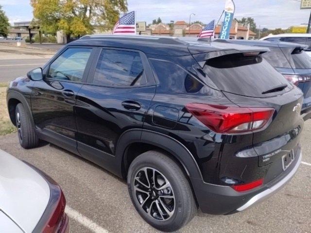 new 2025 Chevrolet TrailBlazer car, priced at $30,825