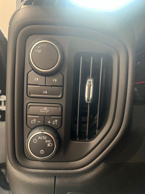 new 2025 Chevrolet Silverado 3500 car, priced at $50,915