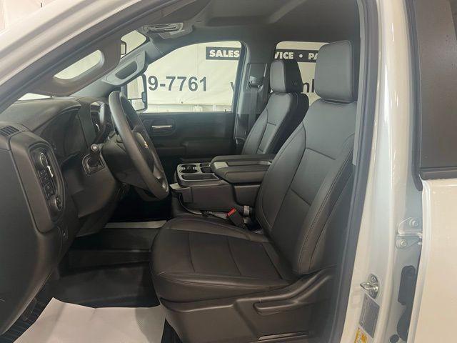 new 2025 Chevrolet Silverado 3500 car, priced at $50,915