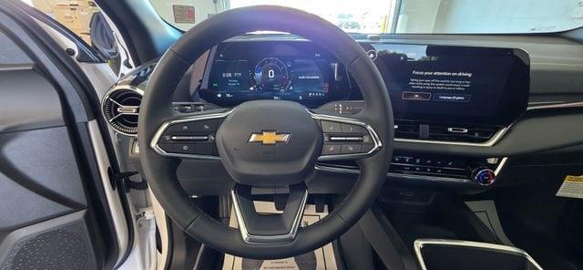 new 2026 Chevrolet Equinox car, priced at $32,090