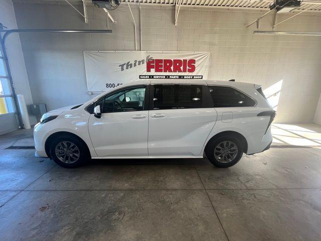 used 2024 Toyota Sienna car, priced at $40,853