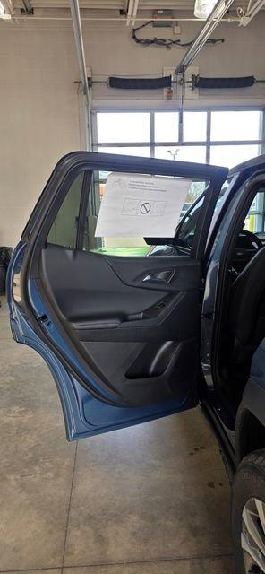 new 2026 Chevrolet Equinox car, priced at $33,518