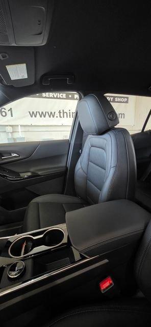 new 2026 Chevrolet Equinox car, priced at $33,518