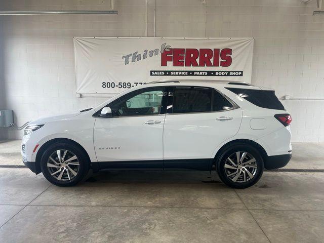 used 2022 Chevrolet Equinox car, priced at $25,000
