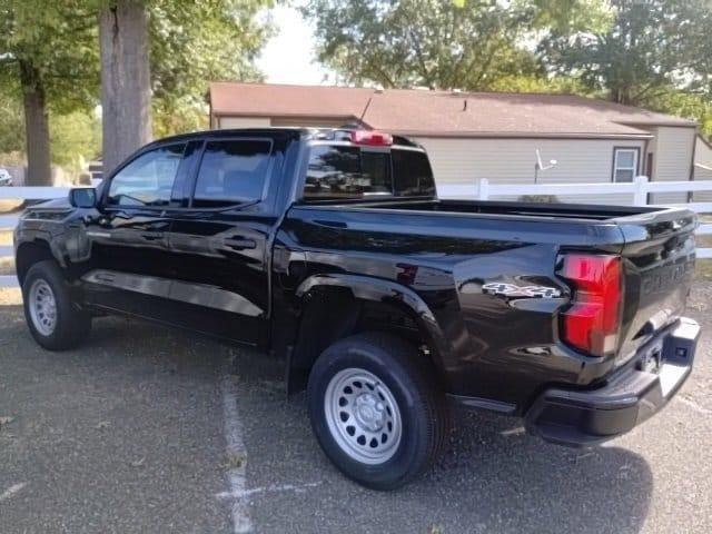 new 2024 Chevrolet Colorado car, priced at $35,980