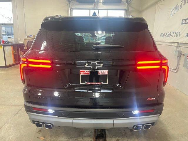 new 2025 Chevrolet Traverse car, priced at $50,045