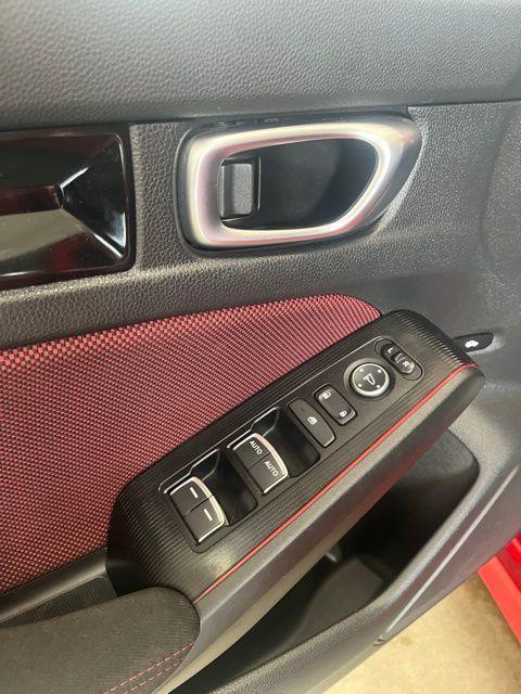 used 2022 Honda Civic Si car, priced at $27,773