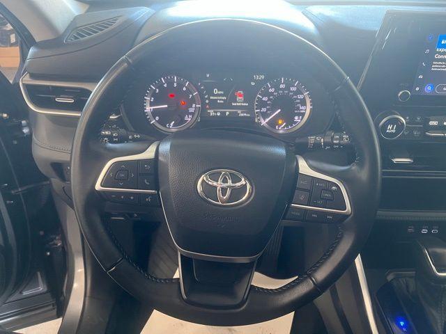 used 2023 Toyota Highlander car, priced at $36,000