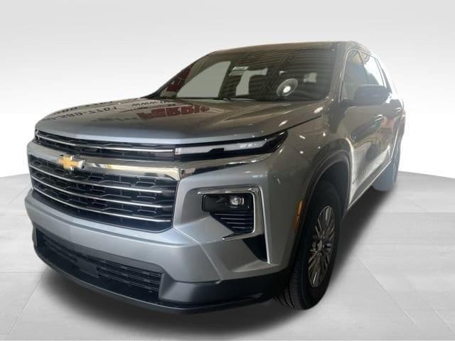 new 2025 Chevrolet Traverse car, priced at $43,045