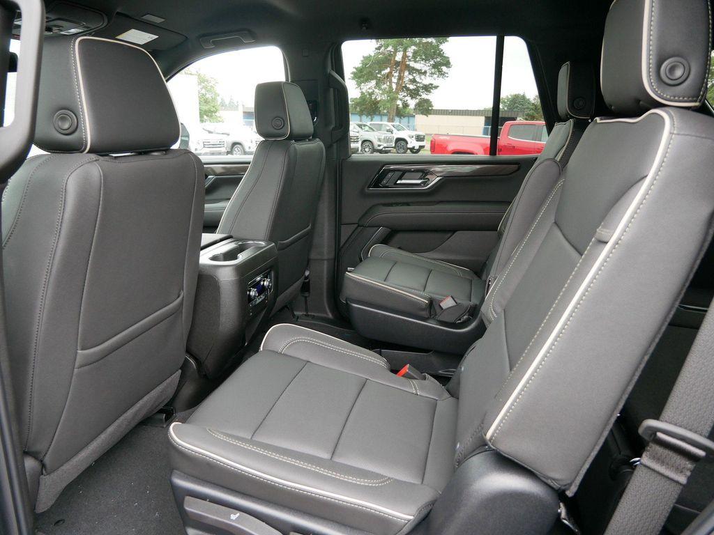 new 2025 GMC Yukon car, priced at $76,235