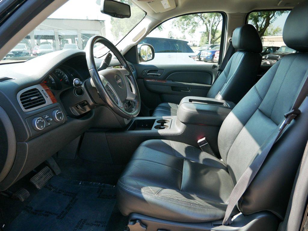 used 2014 GMC Yukon car, priced at $13,900