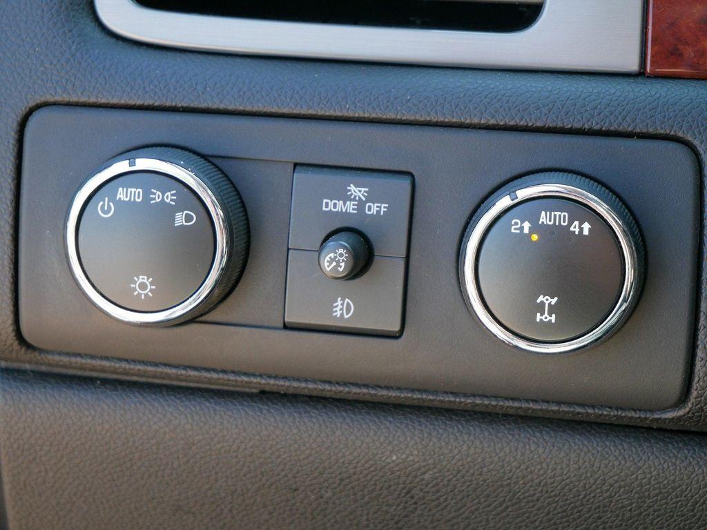 used 2014 GMC Yukon car, priced at $13,900