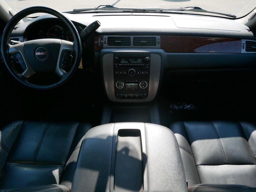 used 2014 GMC Yukon car, priced at $13,900