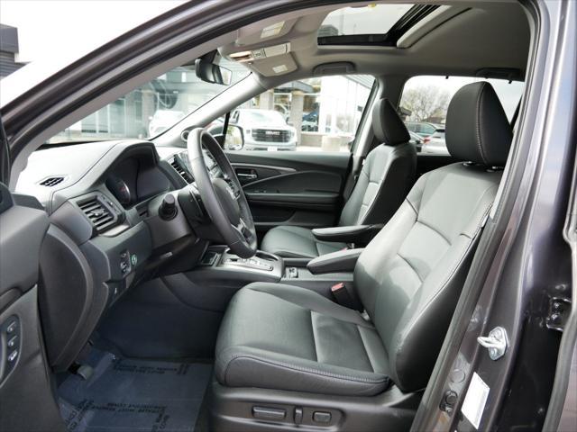 used 2022 Honda Pilot car, priced at $38,900