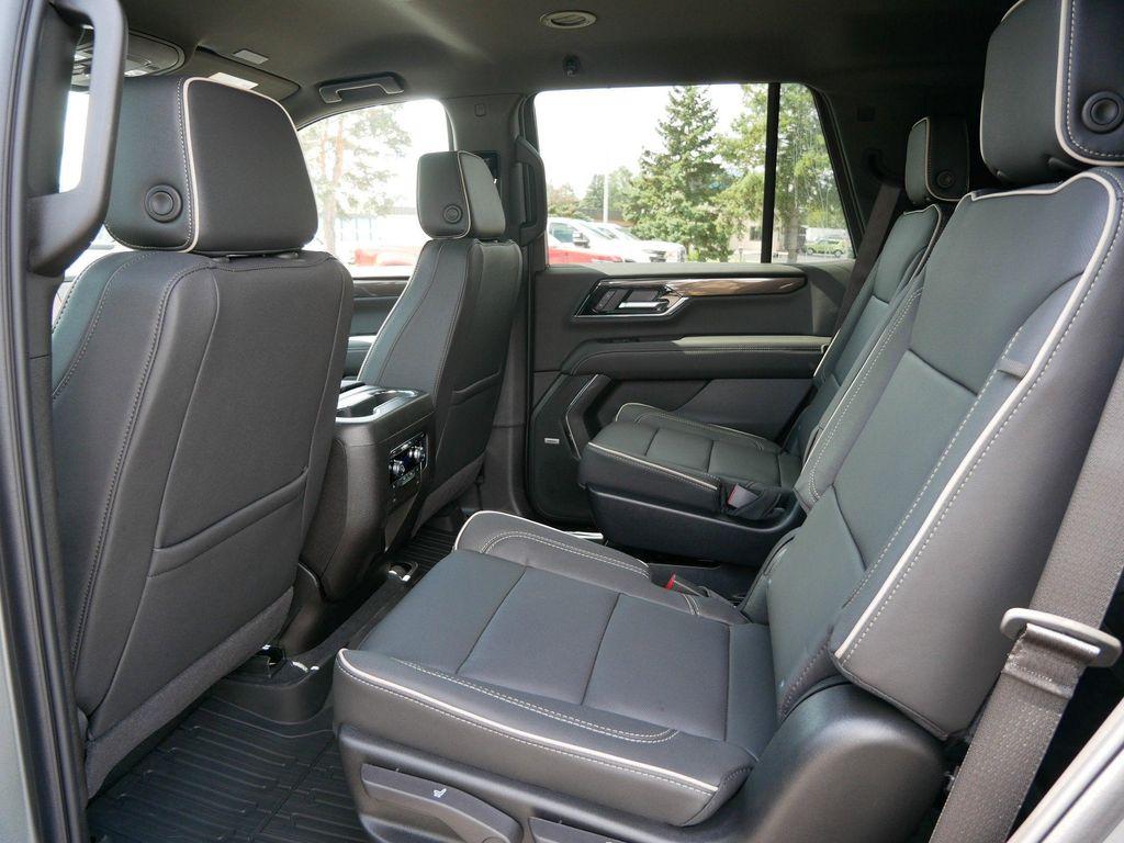new 2025 GMC Yukon car, priced at $76,730