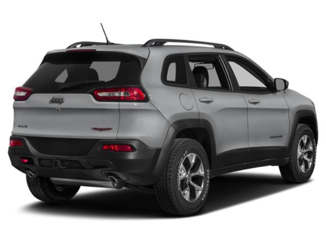 used 2015 Jeep Cherokee car, priced at $13,900